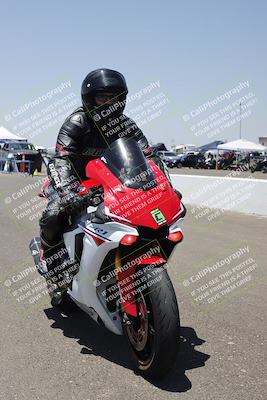 media/Jun-07-2025-TrackDaz (Sat) [[4413525952]]/C Group/grid/